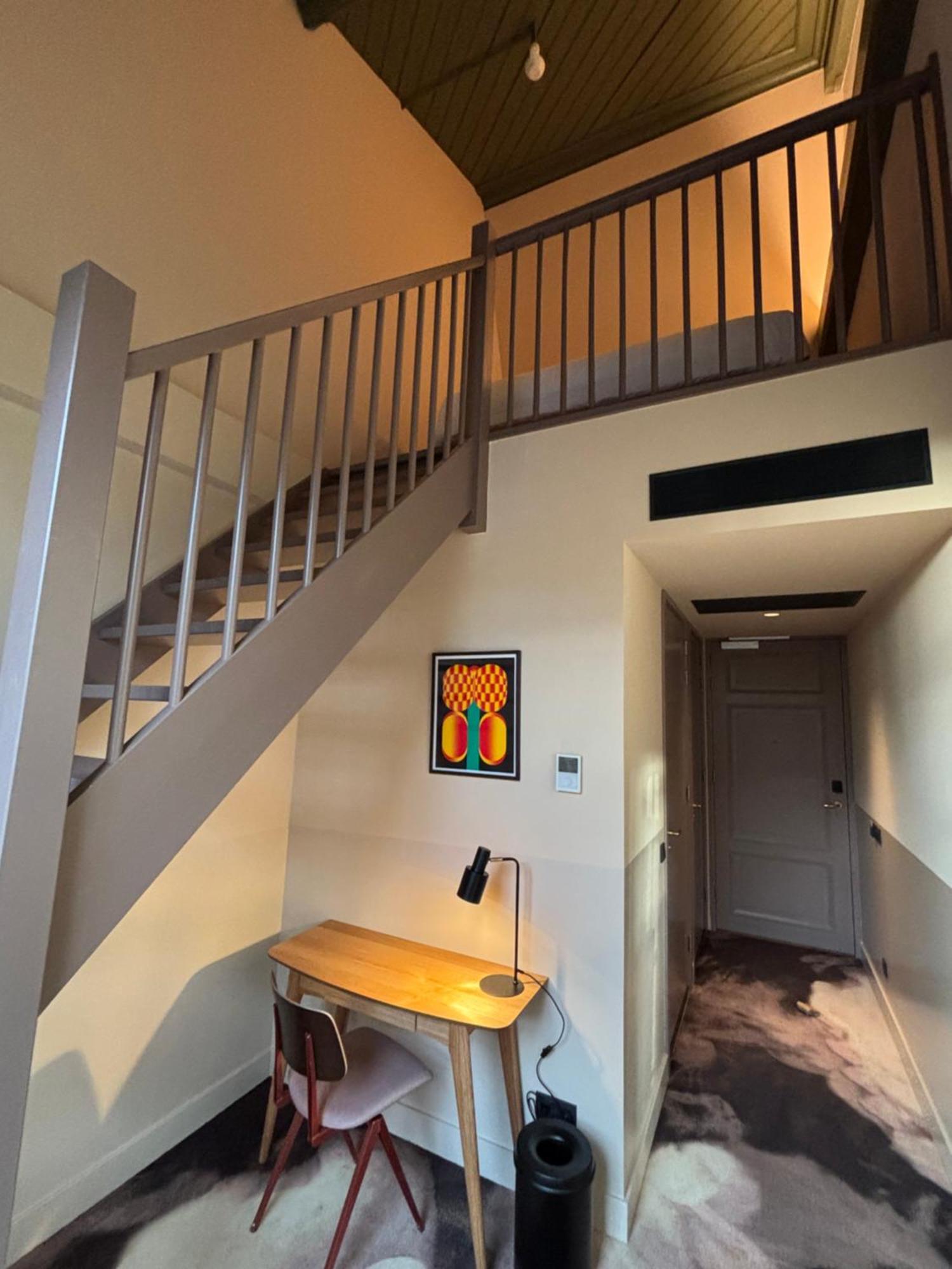 Hotel Metzlr House à Haarlem Extérieur photo