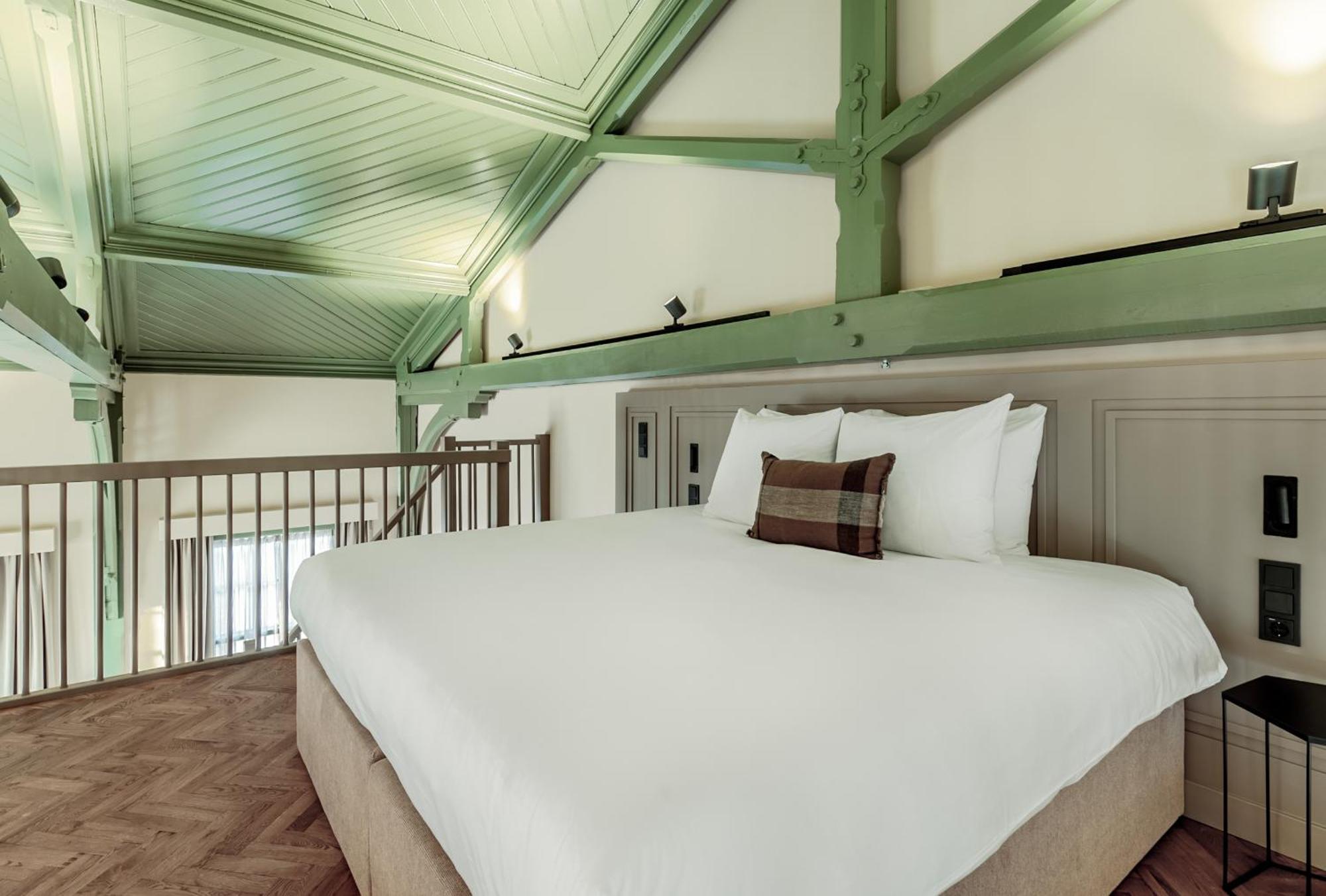 Hotel Metzlr House à Haarlem Extérieur photo